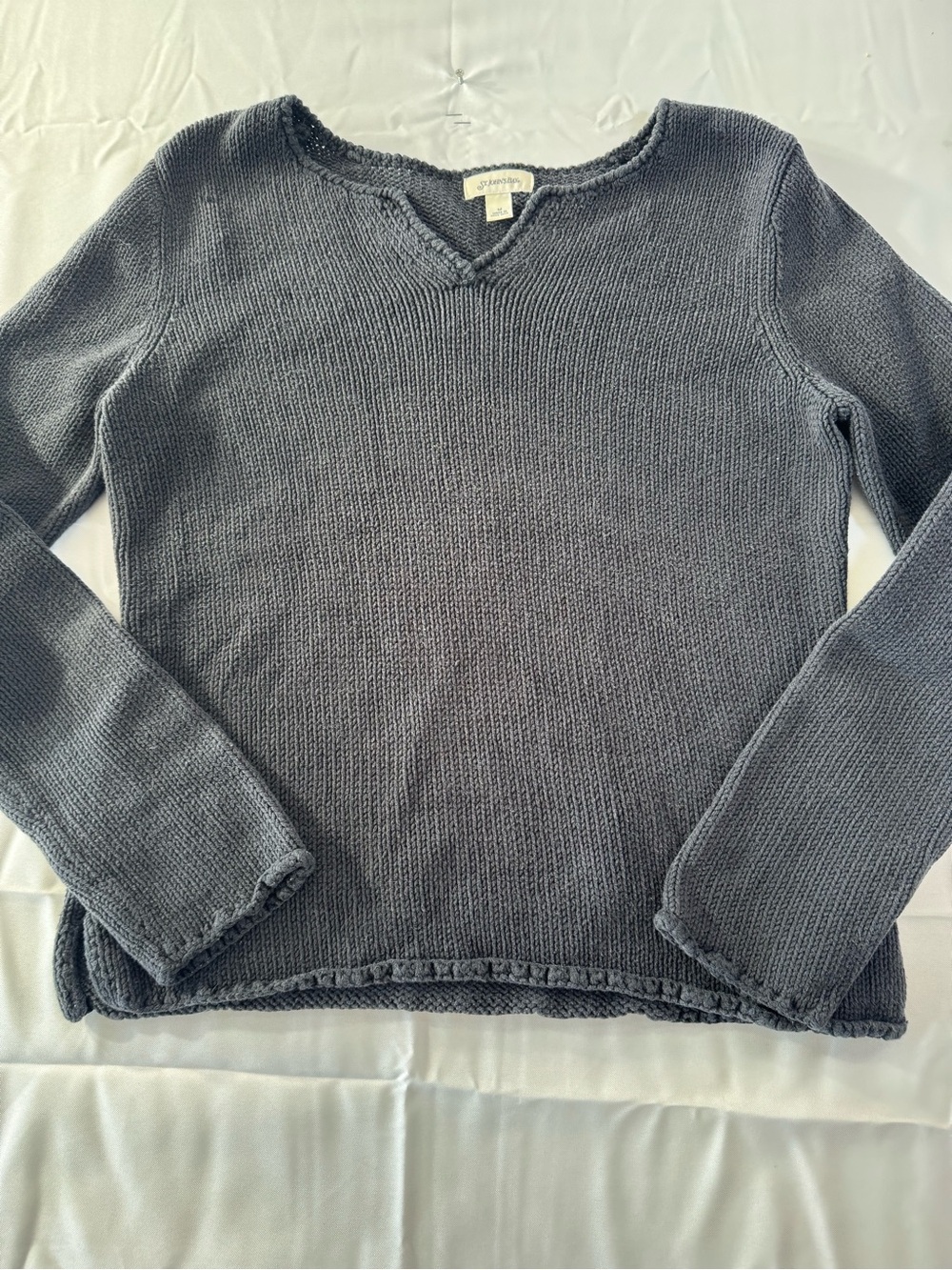 St Johns Bay Medium Charcoal Gray V-Neck Knit Sweater